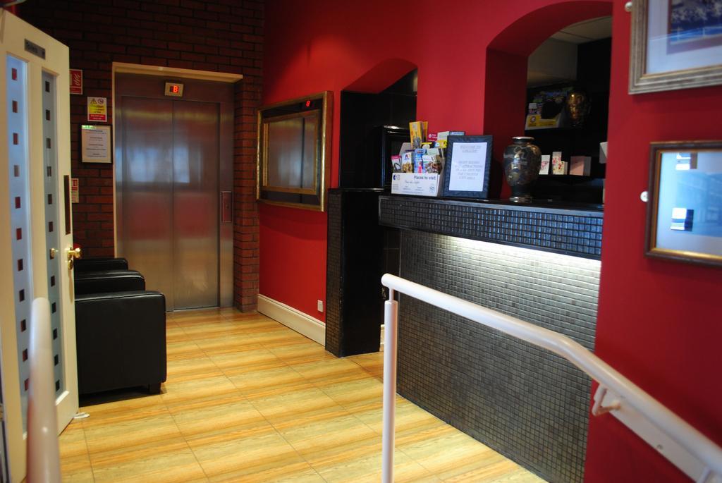 Eaton Hotel Chester Dış mekan fotoğraf